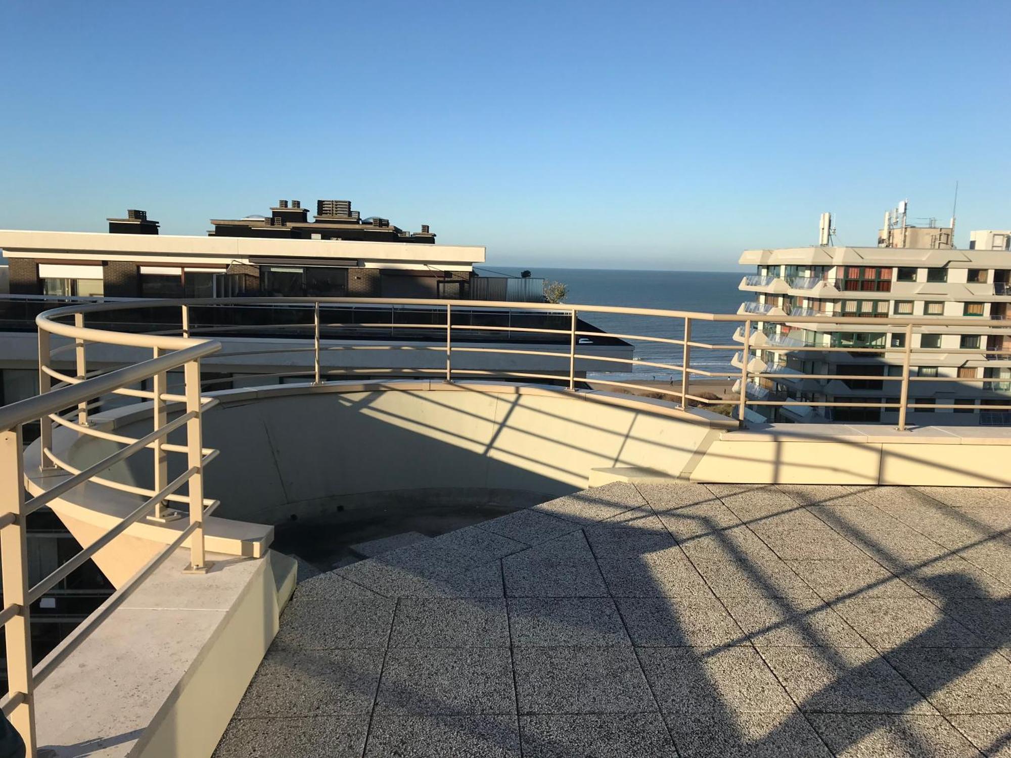 Duplex Penthouse Super Zeezicht Daire De Panne Dış mekan fotoğraf